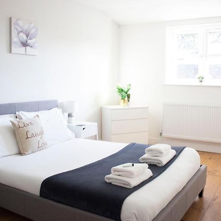 Large Ground Floor Pet Friendly 2 Bedroom Apartment With Free Parking Лафборо Экстерьер фото