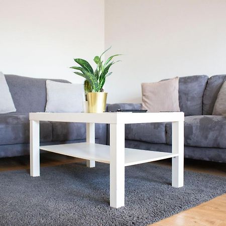 Large Ground Floor Pet Friendly 2 Bedroom Apartment With Free Parking Лафборо Экстерьер фото